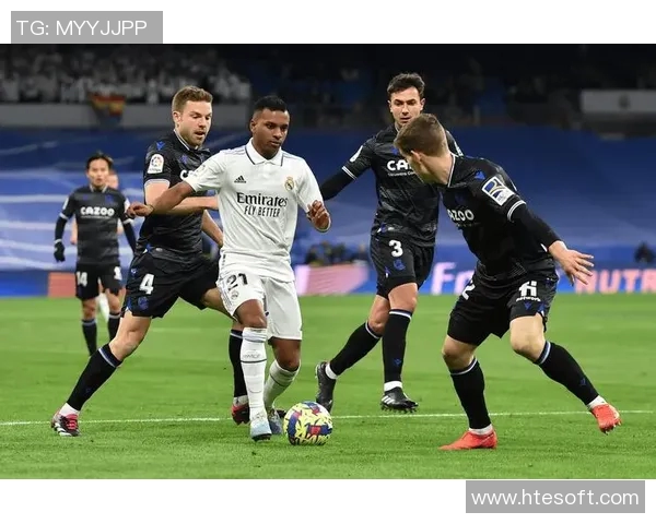 巴塞罗那与皇马近期对决分析及战绩回顾 巴塞罗那与皇马近期对决分析及战绩回顾