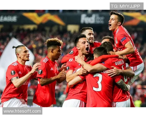 本菲卡与阿贾克斯激战正酣谁能在欧战中笑到最后 本菲卡与阿贾克斯激战正酣谁能在欧战中笑到最后